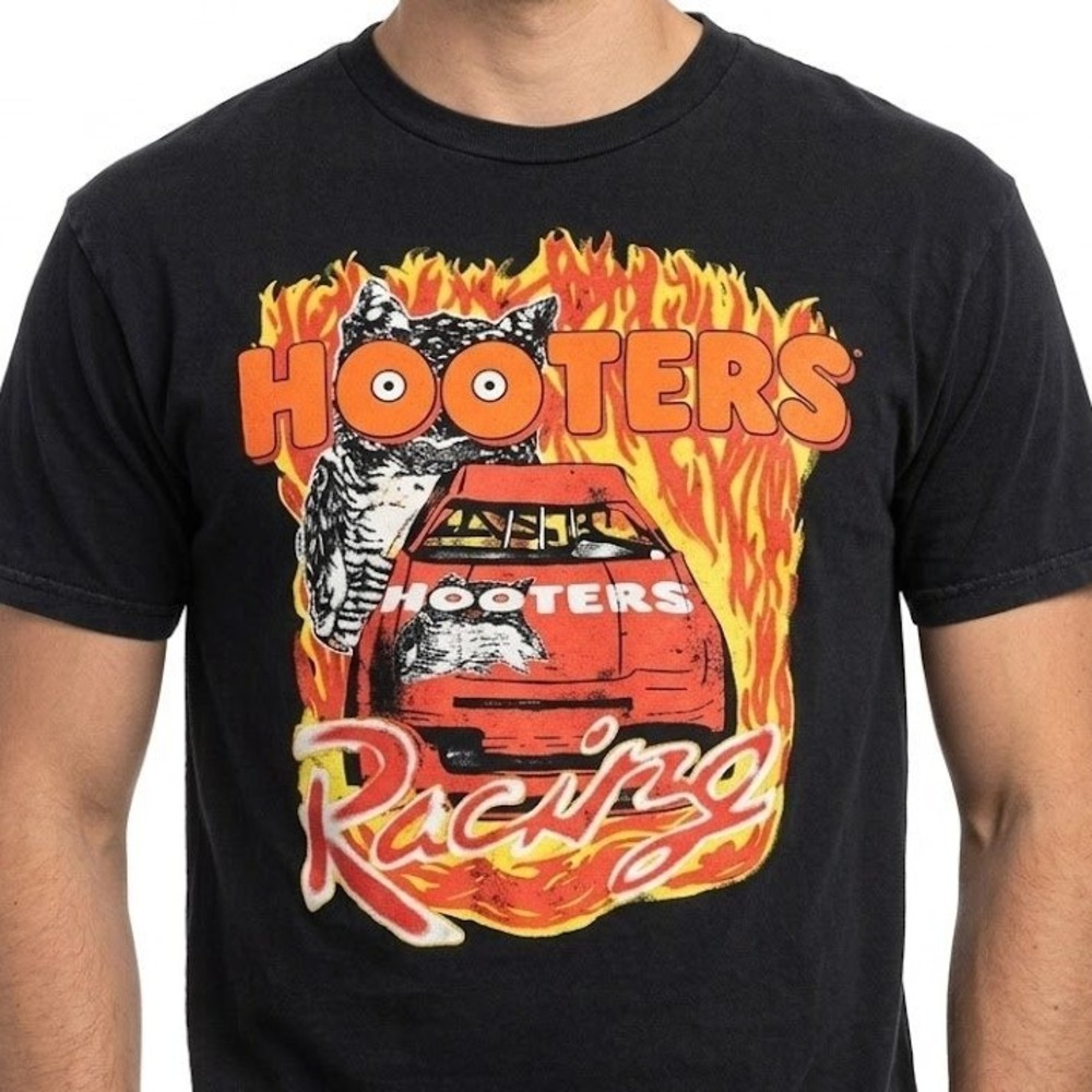 Hooters‎ Racing Flame Graphic T Shirt Mens Medium Ripple Junction Spencers Black